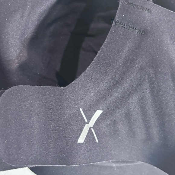 KNIX Sz M Smooth Everyday Bra Removable Pads Adjustable Straps & Back Black NEW - Picture 6 of 9